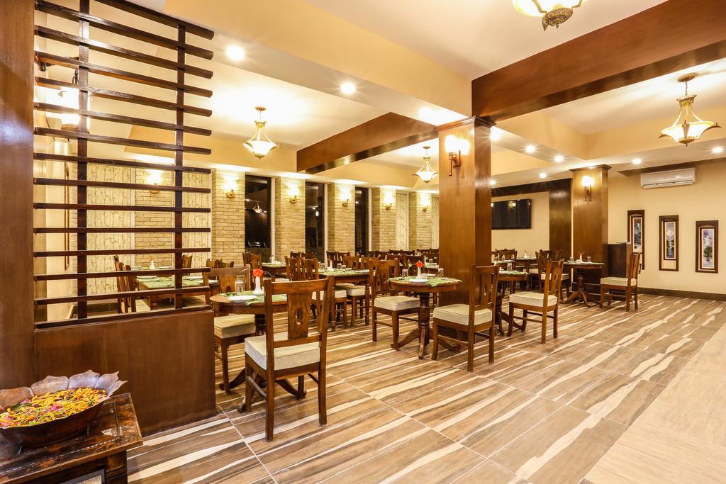 Da Yatra Courtyard Hotel Pókhara Exteriér fotografie