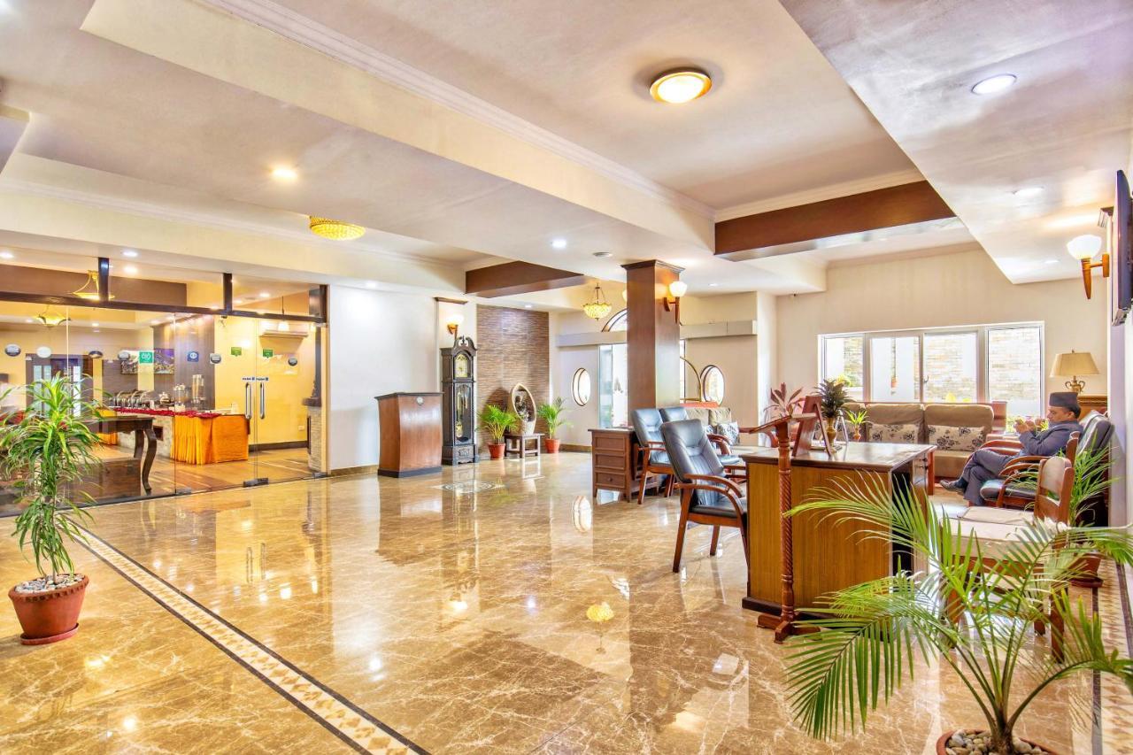 Da Yatra Courtyard Hotel Pókhara Exteriér fotografie