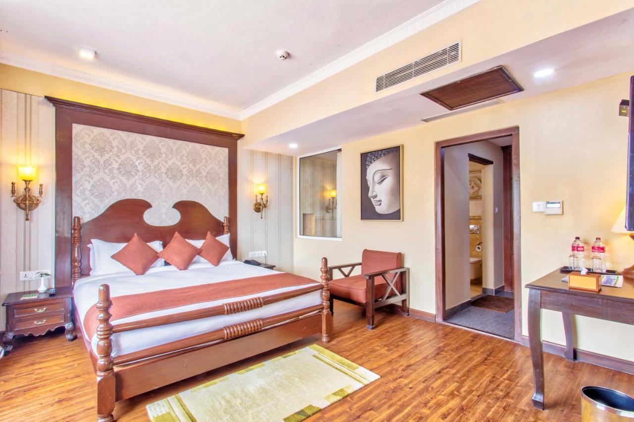 Da Yatra Courtyard Hotel Pókhara Exteriér fotografie